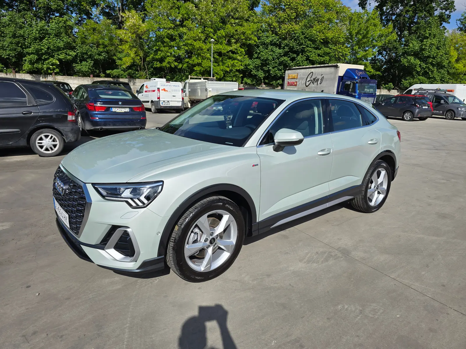 Audi Q3 po čistení, fotka 1