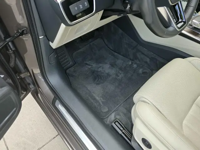 Audi A6 po čistení, fotka 12