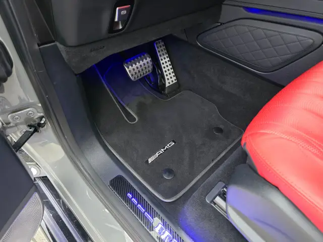 Mercedes Brabus po čistení, fotka 13