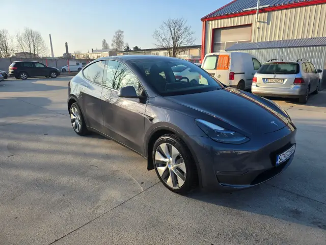 Tesla po čistení, fotka 2