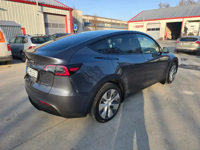 Tesla po čistení, fotka 7