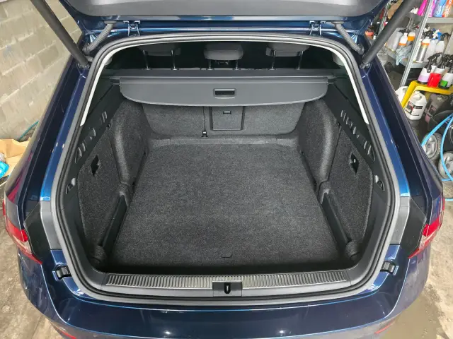 Škoda Superb po čistení, fotka 8