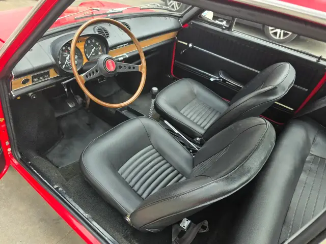 Fiat 850 Sport po čistení, fotka 16