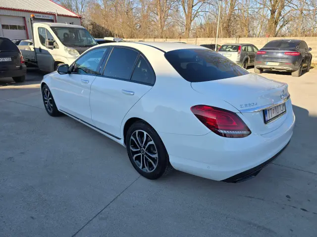 Mercedes C220 po čistení, fotka 8