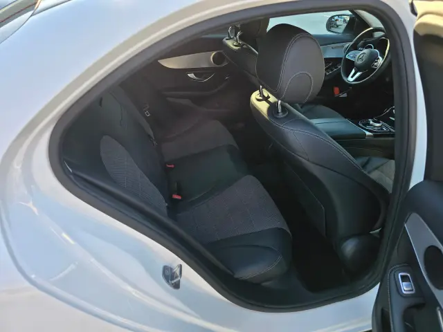 Mercedes C220 po čistení, fotka 17